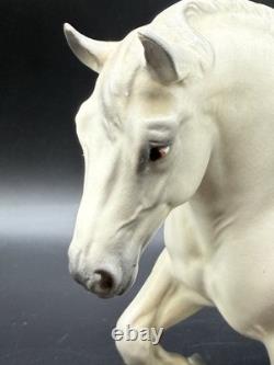 Hagen Renaker Percheron Draft Crusader Ceramic Horse 8 Figure READ REPAIRED