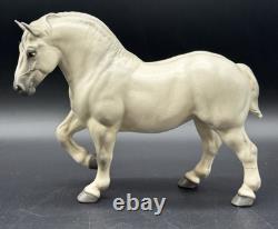 Hagen Renaker Percheron Draft Crusader Ceramic Horse 8 Figure READ REPAIRED