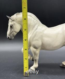 Hagen Renaker Percheron Draft Crusader Ceramic Horse 8 Figure READ REPAIRED