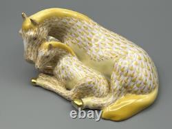Herend Horse Figurine Mare & Foal Butterscotch Yellow Fishnet