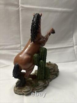 Home Interiors Masterpiece Porcelain Horse Sculpture The Champion With Candle