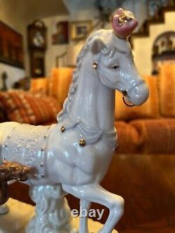 Horse Collectors Music Box Porcelain Victorian Couple Asian Horse Drawn Buggy