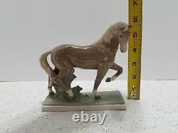 Horse Porcelain Figurine Statue Sculpture Czechoslovakia Signed Wanke Vintage