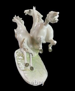 Hutschenreuther In Freedom Horses painted porcelain figurine MH Fritz Germany
