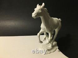 Kaiser Porcelain White Bisque Figurine Horse FINALE G. Bochmann W. Germany