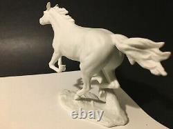 Kaiser Porcelain White Bisque Figurine Horse FINALE G. Bochmann W. Germany