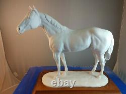 Kaiser West Germain Bisque Porcelain Quarterhorse Figurine 646