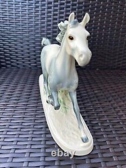 LARGE15''X10''RARE Mid-century Western Germany Handmade Porcelain Horse Figurine