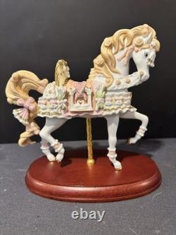 LENNOX 2003 LOVE/WEDDING CAROUSEL HORSE (WEDDING DREAMS) Figurine Porcelain
