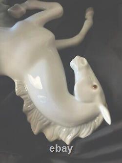 LLADRO? #4655-RETIRED GALLOPING HORSES? GREAT Condition? FAIR Price