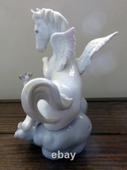 LLADRO Pegasus Horse with Blue Bird Winged Companions Glossy Figurine #6242