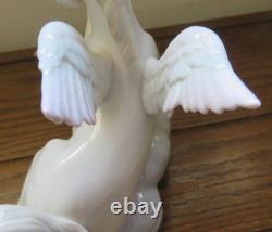 LLADRO Pegasus Horse with Blue Bird Winged Companions Glossy Figurine #6242