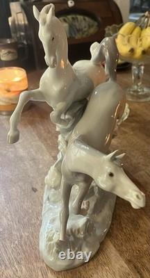 LLADRO Porcelain 2 Horses Galloping