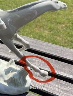 LLADRO Porcelain 2 Horses Galloping