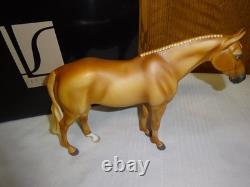 Lakeshore Porcelain Horse Marshall Hunter Le 1,000 Brand New