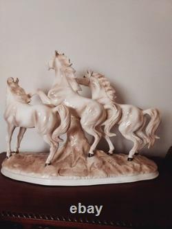 Large ECHT ALTMANN Art Sculpture of RUNNING STALLIONS by J. Stewarle- excellen Large ECHT ALTMANN Art Sculpture of RUNNING STALLIONS by J. Stewarle- excellen