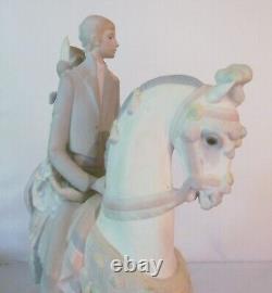 Large Lladro #4648 Valencians Group Man And Woman On Horse-excellent/mint
