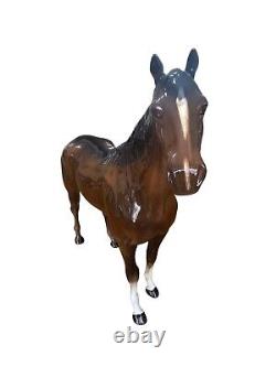 Large Vintage Beswick Brown Hunter Horse. 1950s Model # 1734. 15×11.5