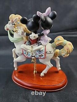 Lenox Disney Mickeys Carousel Horse Romance 2008 Figurine withMinnie Mouse New Box