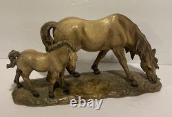 Limited Edition Porcelain Carved Horse And Pony. Numbered 894. Made In Italy