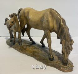 Limited Edition Porcelain Carved Horse And Pony. Numbered 894. Made In Italy