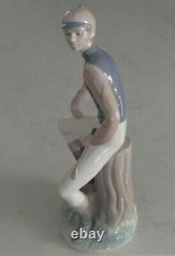 Lladro 1341 Male Jockey with horse saddle & crop LARGE & HEAVY MWOB, RV$840