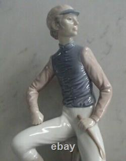 Lladro 1341 Male Jockey with horse saddle & crop LARGE & HEAVY MWOB, RV$840