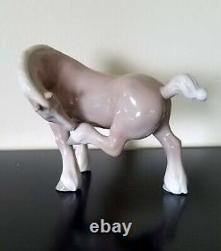 Lladro #4861 Percheron Horse Figurine. In perfect shape, no original box