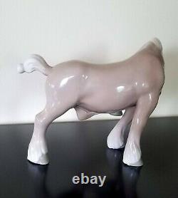 Lladro #4861 Percheron Horse Figurine. In perfect shape, no original box