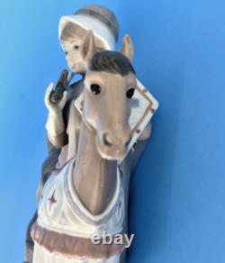Lladro 6112 Medieval Lord Little Lord on Horse with Shield & Sword-MWOB, RV$470