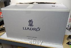 Lladro A Regal Steed Porcelain Horse Sculpture Open Item Original Box