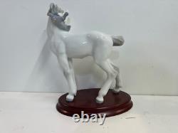 Lladro Chinese Zodiac Collection The Horse with Original Box & Stand #6827
