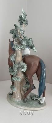 Lladro Figurine Jockey And Lass #5036 Francisco Catala Retired