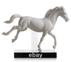 Lladro Gallop I Horse Figurine Figurine 01016955