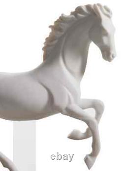 Lladro Gallop I Horse Figurine Figurine 01016956