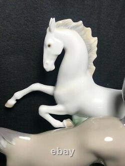 Lladro Glazed Porcelain-Horse's Galloping Figurine #4655 No Original Box