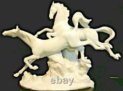 Lladro Handmade Porcelain Galloping Horses White glossy finish Figurine