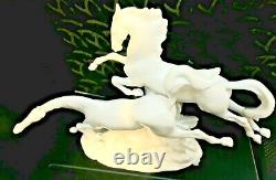 Lladro Handmade Porcelain Galloping Horses White glossy finish Figurine