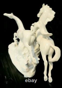 Lladro Handmade Porcelain Galloping Horses White glossy finish Figurine