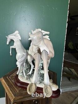 Lladro Horse Group in White Porcelain Figurine Large with Base