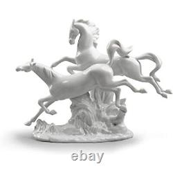 Lladró Horses Galloping Figurine Porcelain Horses Figure 1008682