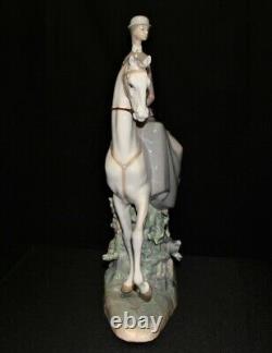 Lladro Large 18 Woman Riding Horse Porcelain Gloss Finish Figurine #4516 in Box