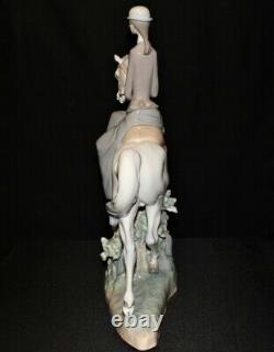 Lladro Large 18 Woman Riding Horse Porcelain Gloss Finish Figurine #4516 in Box