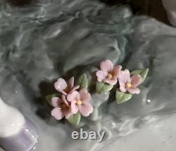 Lladro Magical Unicorn Privilege 7697 Porcelain Figurine Mint
