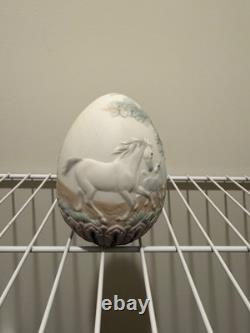 Lladró Porcelain Decorative Egg Horse Scene 1995 Made in Spain