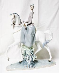 Lladro Porcelain Figurine Woman on Horse Figurine #1004516