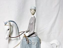 Lladro Porcelain Figurine Woman on Horse Figurine #1004516