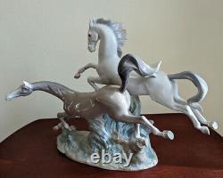 Lladro Porcelain Two Galloping Horses Figurine 4655 Glazed Finish, Original Box