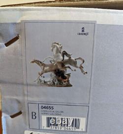 Lladro Porcelain Two Galloping Horses Figurine 4655 Glazed Finish, Original Box