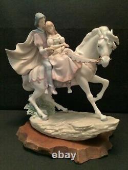 Lladro Retired Figurine #5991 Love Story